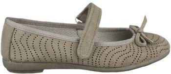 Ballerina's Vulladi SERRAJE LETINA